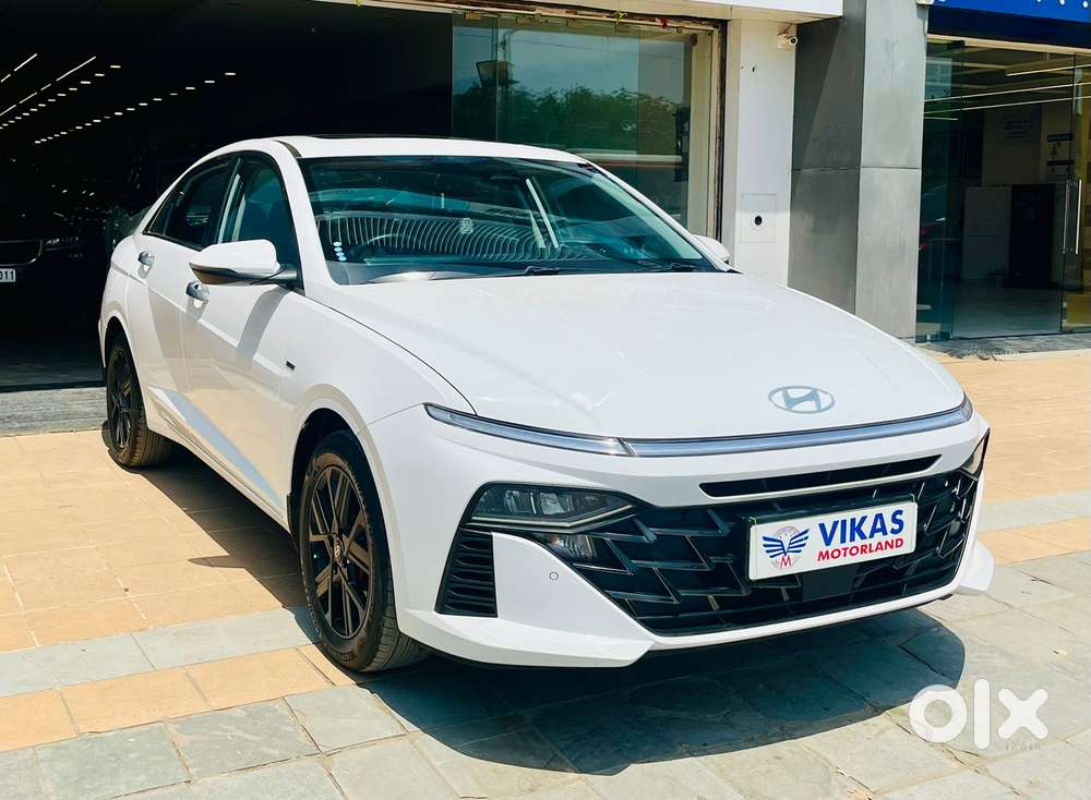 Hyundai Verna Sx (o) 1.5 Turbo Petrol Dct, 2023, Petrol