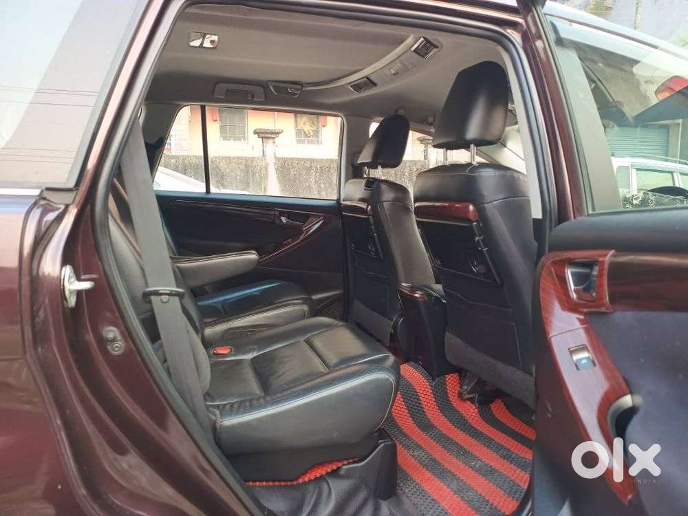 Toyota Innova Crysta 2.4 Z 7 Str, 2016, Diesel