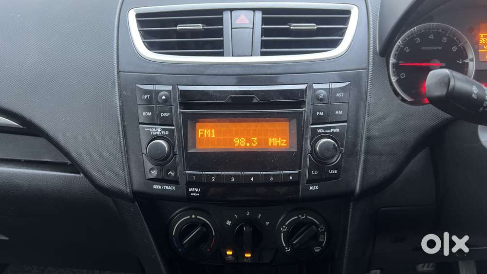 Maruti Suzuki Swift Vvt Vxi, 2016, Petrol