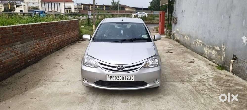 Toyota Etios Liva G Xclusive Edition, 2011, Petrol