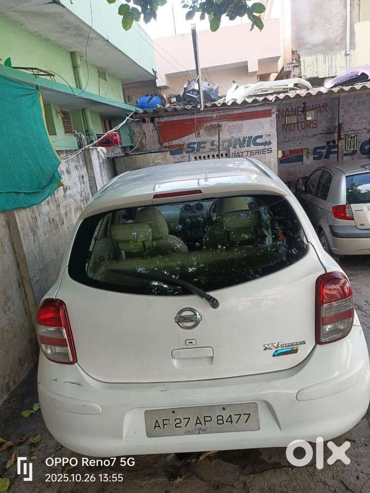 Nissan Micra 2013 Diesel 77000 Km Driven