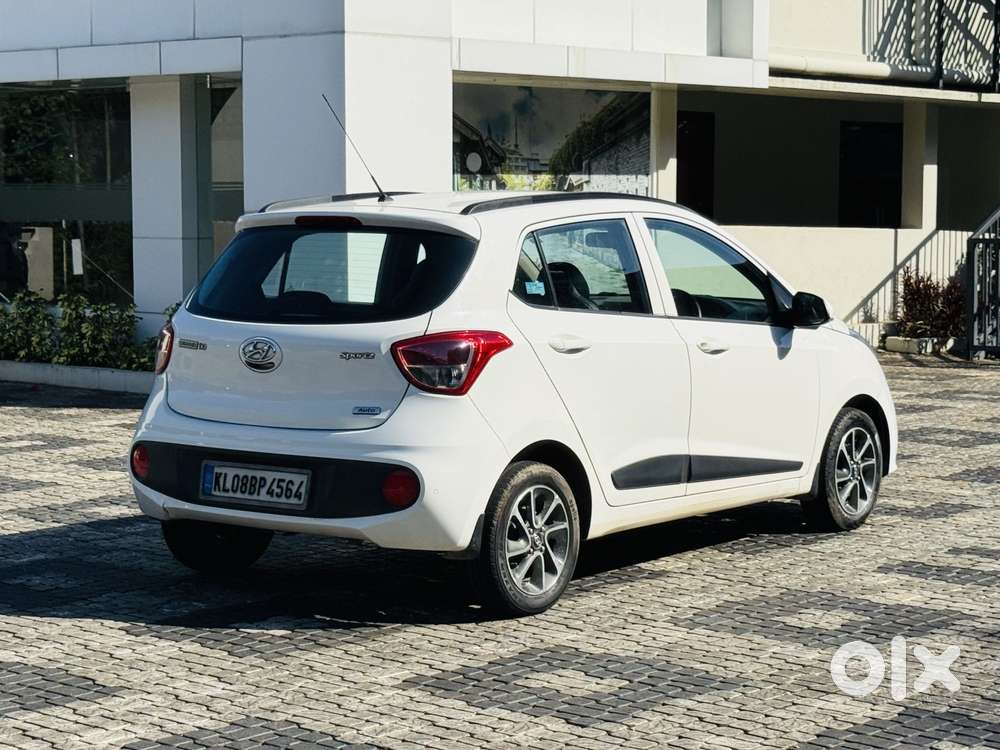 Hyundai Grand I10 Sportz (o) 1.2 At Vtvt, 2018, Petrol