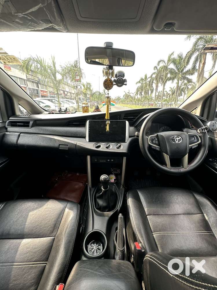 Toyota Innova Crysta 2.4 G Mt, 2019, Diesel