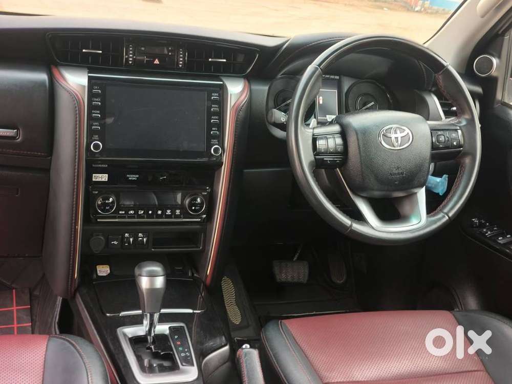 Toyota Fortuner Legender 4x2 At 2.8, 2025, Diesel