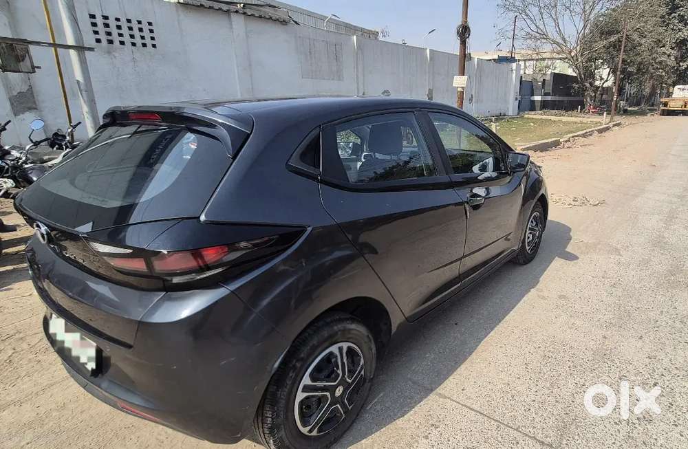 Tata Altroz July 2021 Petrol Well Maintained