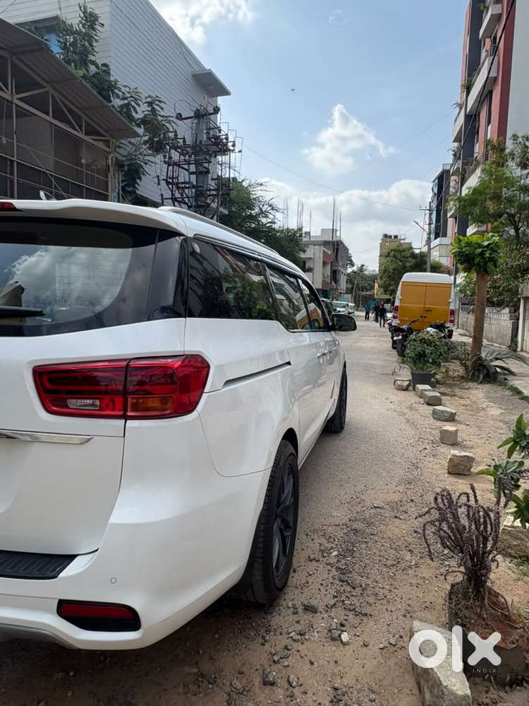 Kia Carnival Prestige, 2021, Diesel