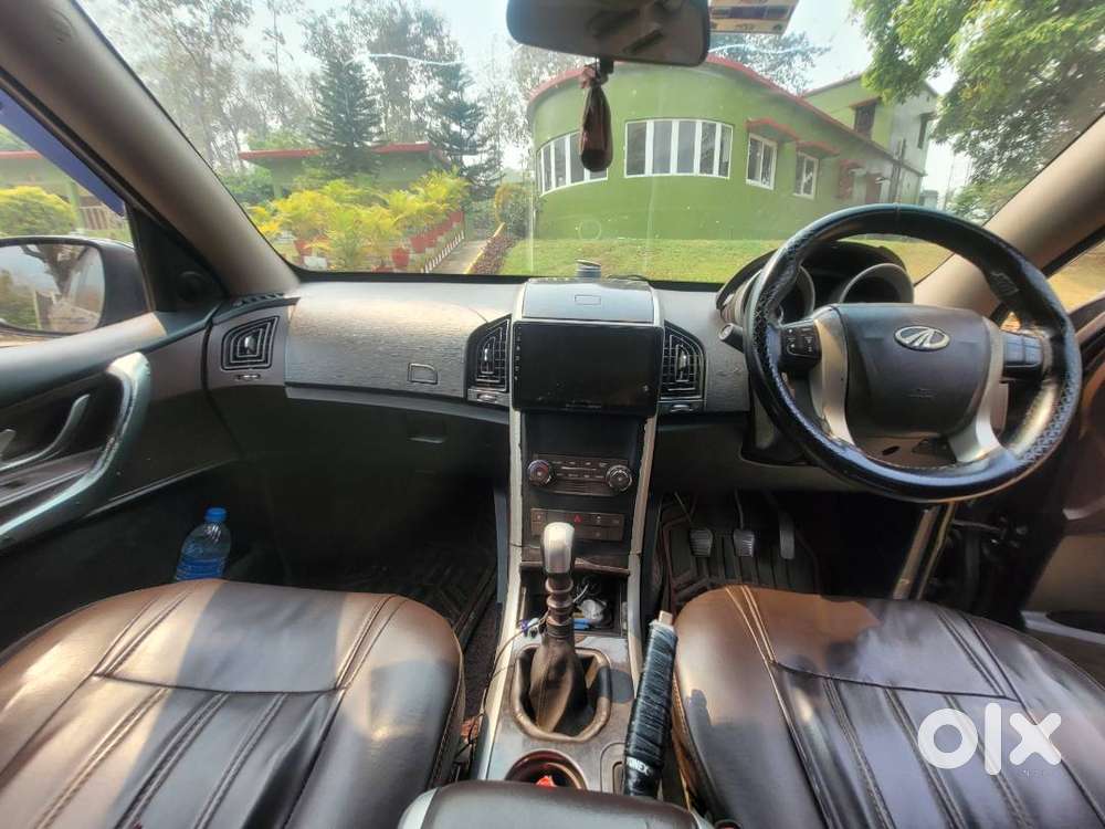 A Well Maintain Mahindra Xuv500 7seater Suv With 2196cc Diesel Engine.