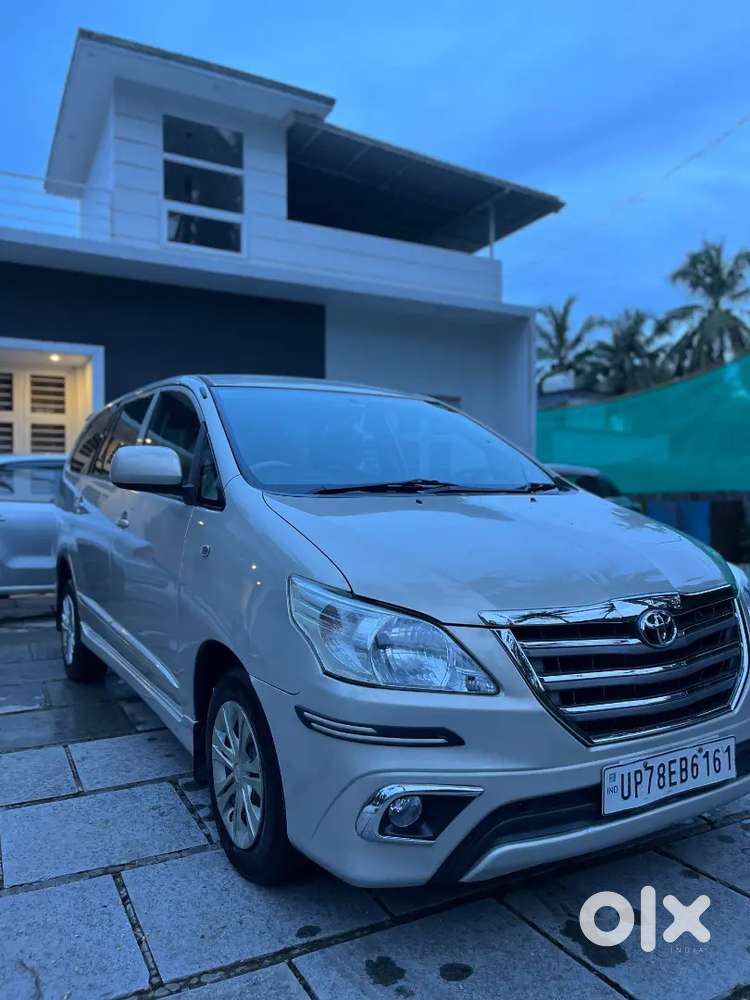 Toyota Innova 2.5 G4 2015