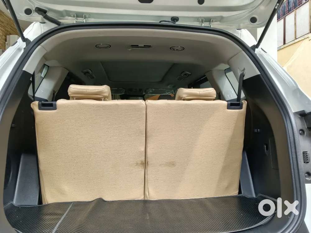 Kia Carens Clavis Ev 2025 Electric 3500 Km Driven