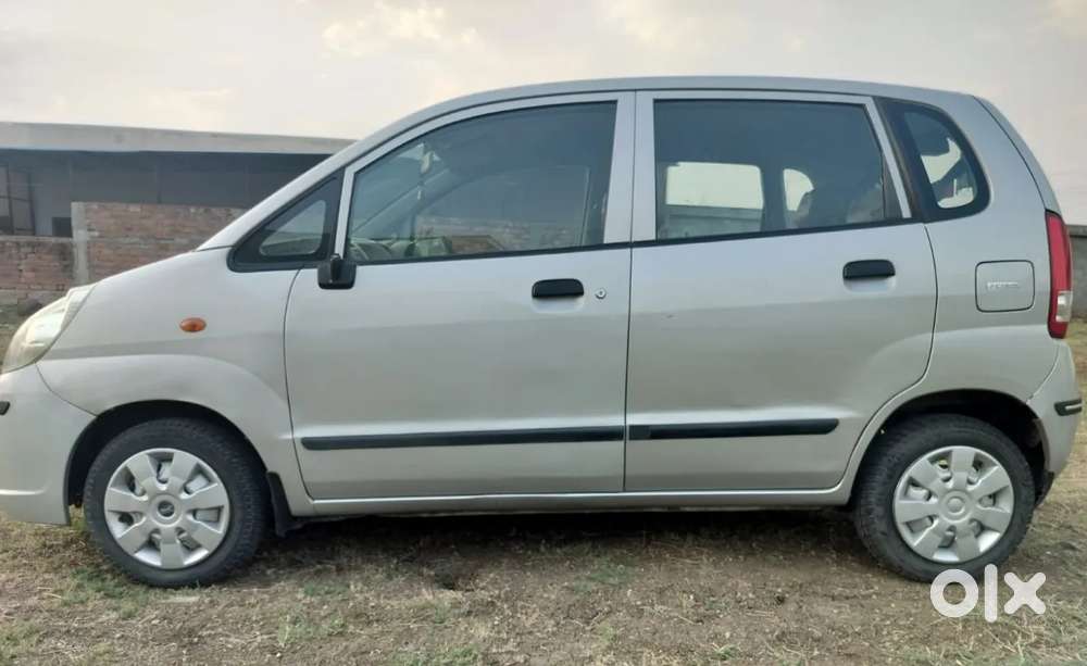 Maruti Suzuki Zen Estilo Lxi Bs Iv, 2013, Petrol