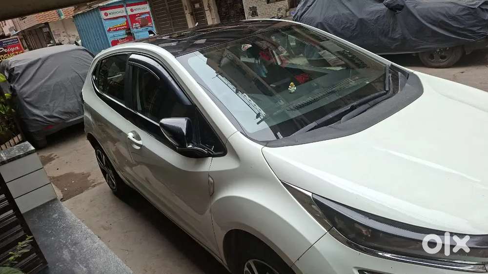 Tata Altroz Xza 2024 Petrol Automatic And Sunroof