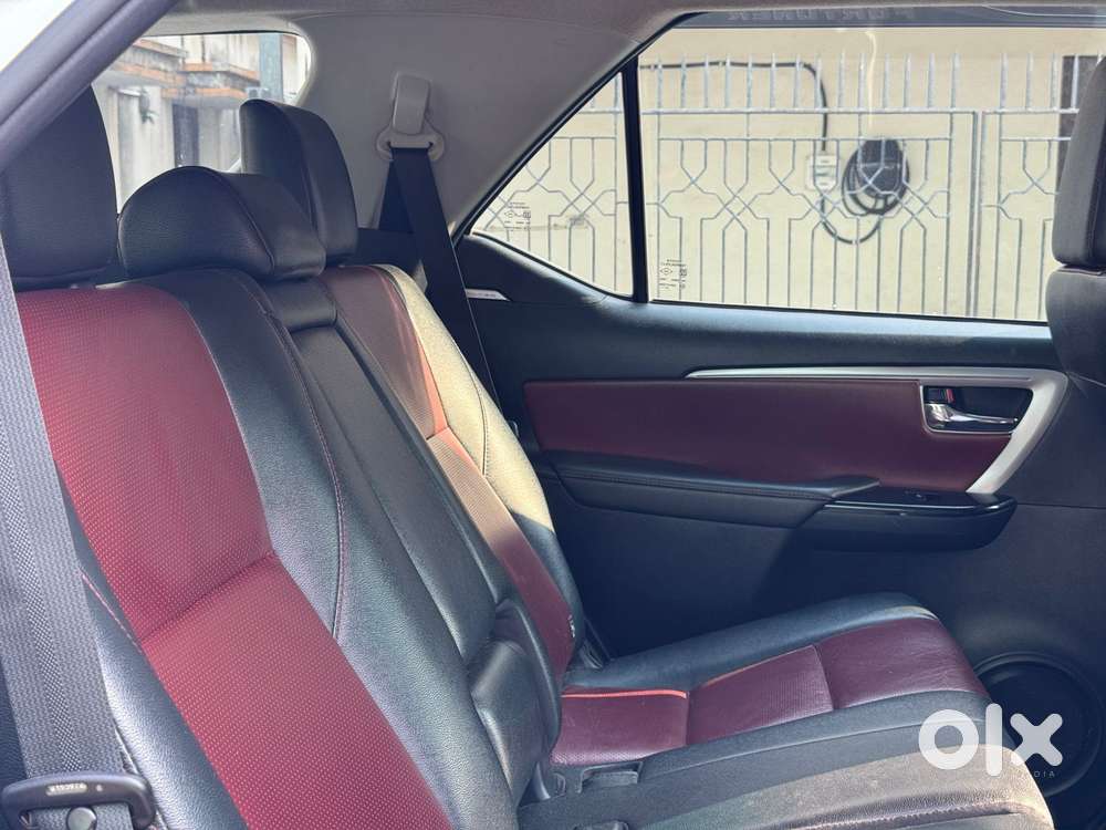 Toyota Fortuner Legender 4x4 At 2.8, 2023, Diesel