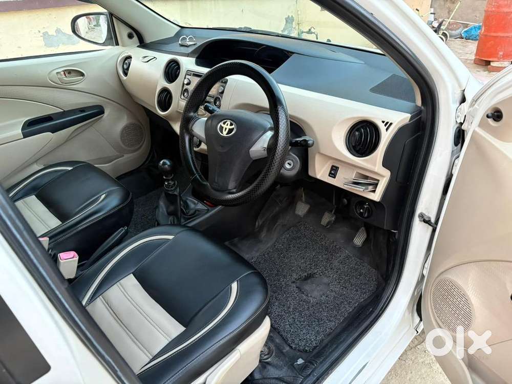 Toyota Etios Liva 2017