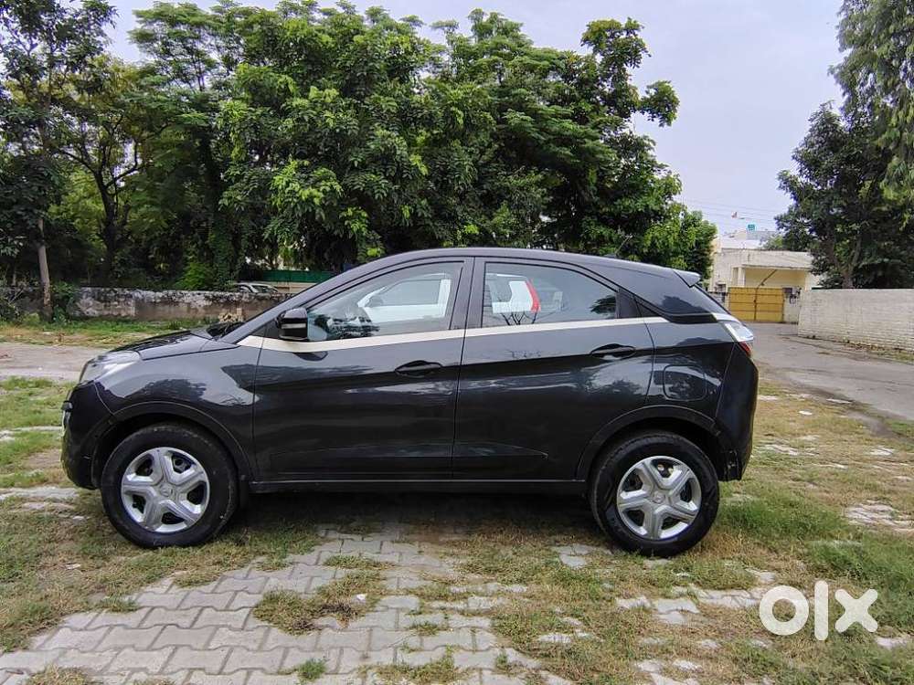Tata Nexon Amt 1.2 Revotron Xma, 2019, Petrol