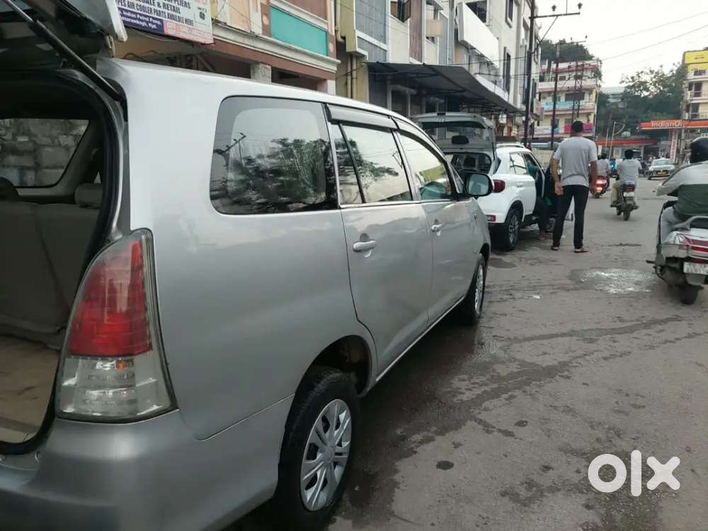 Toyota Innova 2.5 Gx 2005