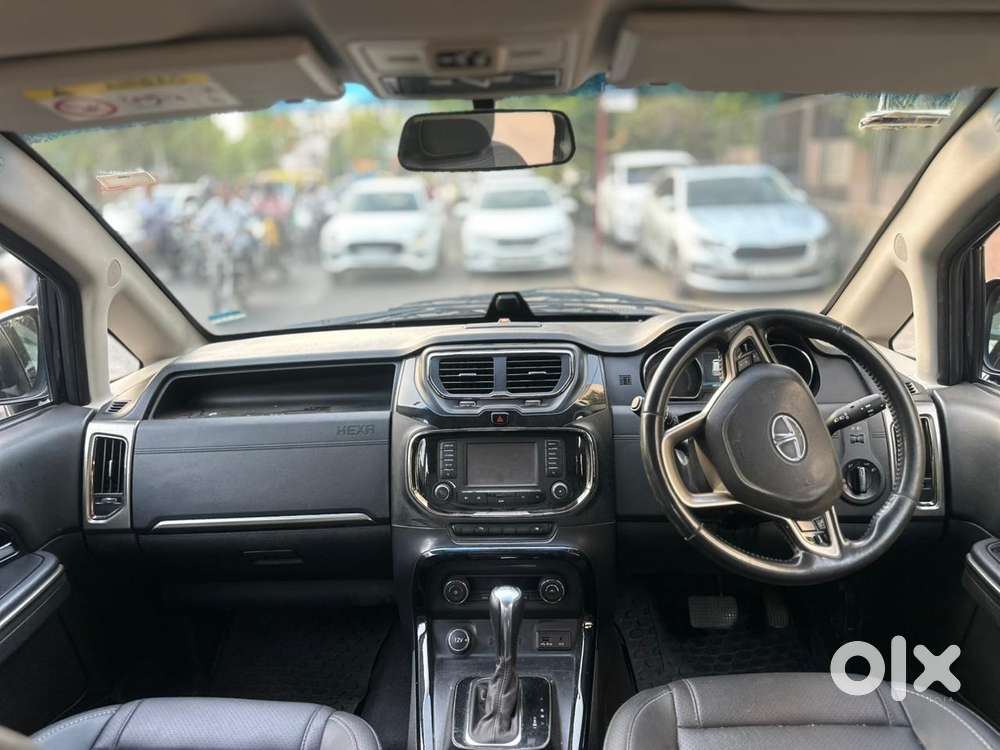 Tata Hexa 2.2 Xta 4x2 6 Str Dual Tone, 2018, Diesel