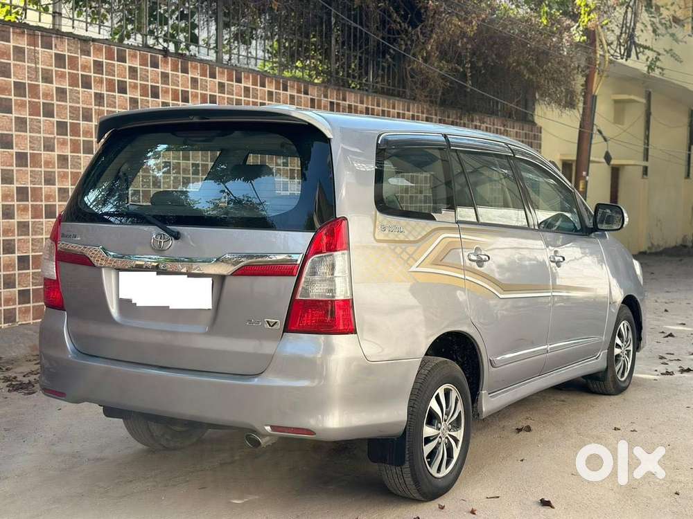 Toyota Innova 2.5 Vx 7 Seater Bs Iv, 2016, Diesel