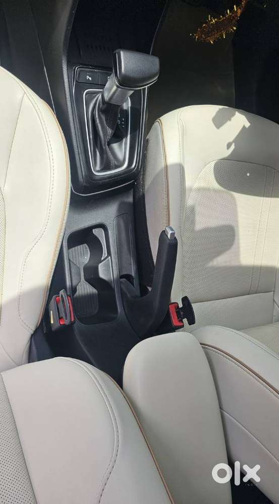 Hyundai Verna 1.6 Sx (o) Vtvt At, 2025, Petrol
