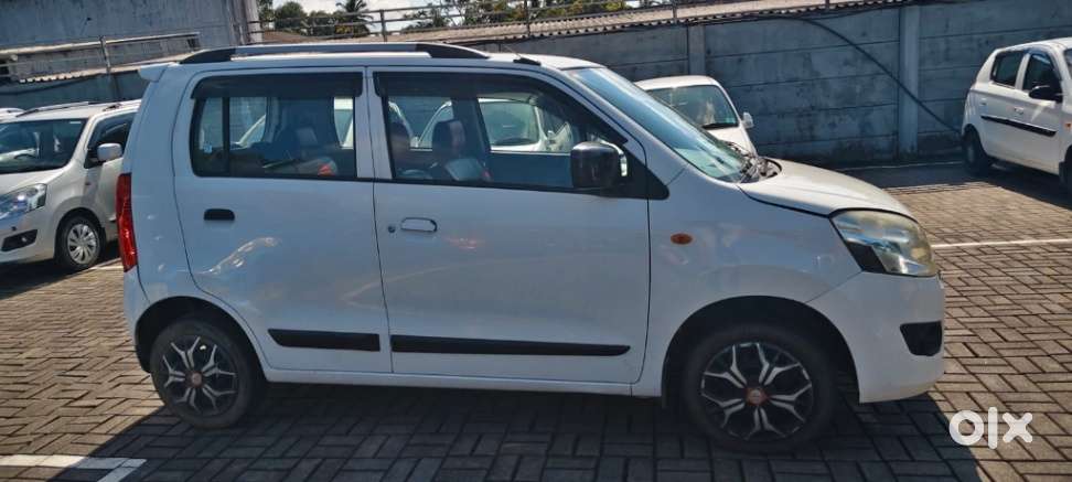 Maruti Suzuki Wagon R Vxi, 2017, Petrol