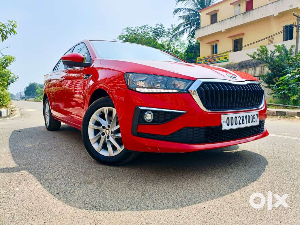 Skoda Slavia Ambition 1.0l Tsi At, 2022, Petrol