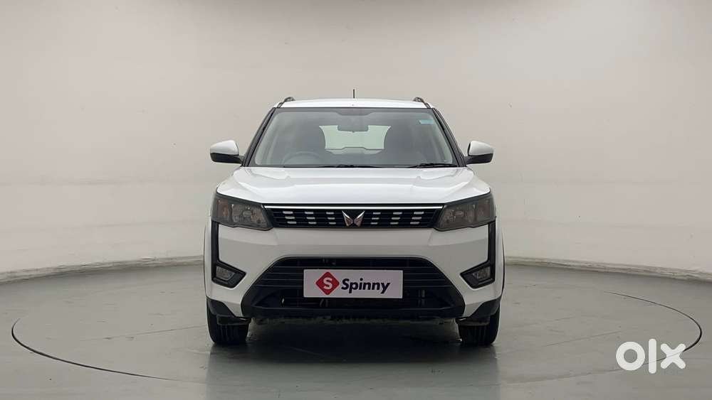 Mahindra Xuv300 W6, 2023, Petrol