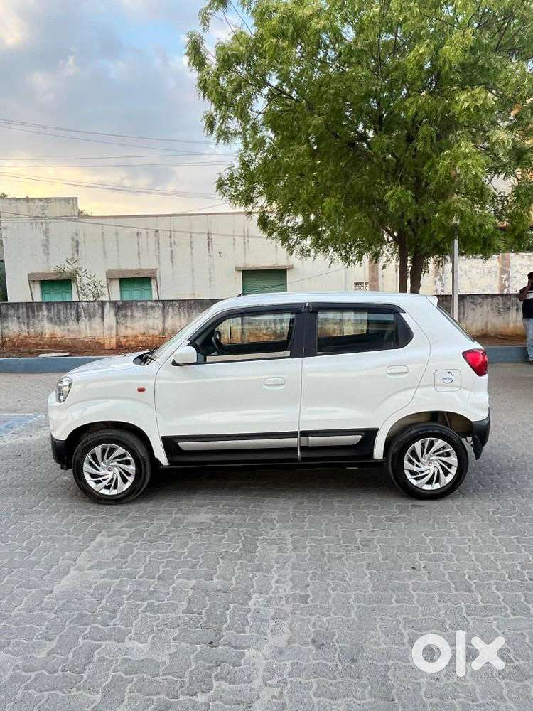 Maruti Suzuki S-presso Vxi Plus, 2022, Petrol