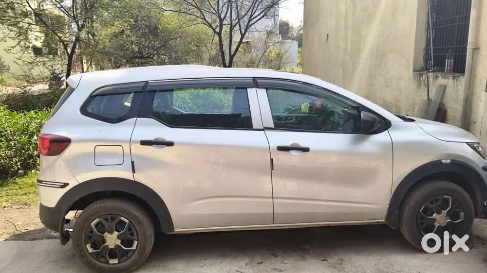 Renault Triber 2023 Petrol 25000 Km Driven