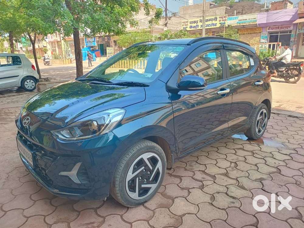 Brand New Un Touched 5000km  1st Owner I10 Neois Full Accessories