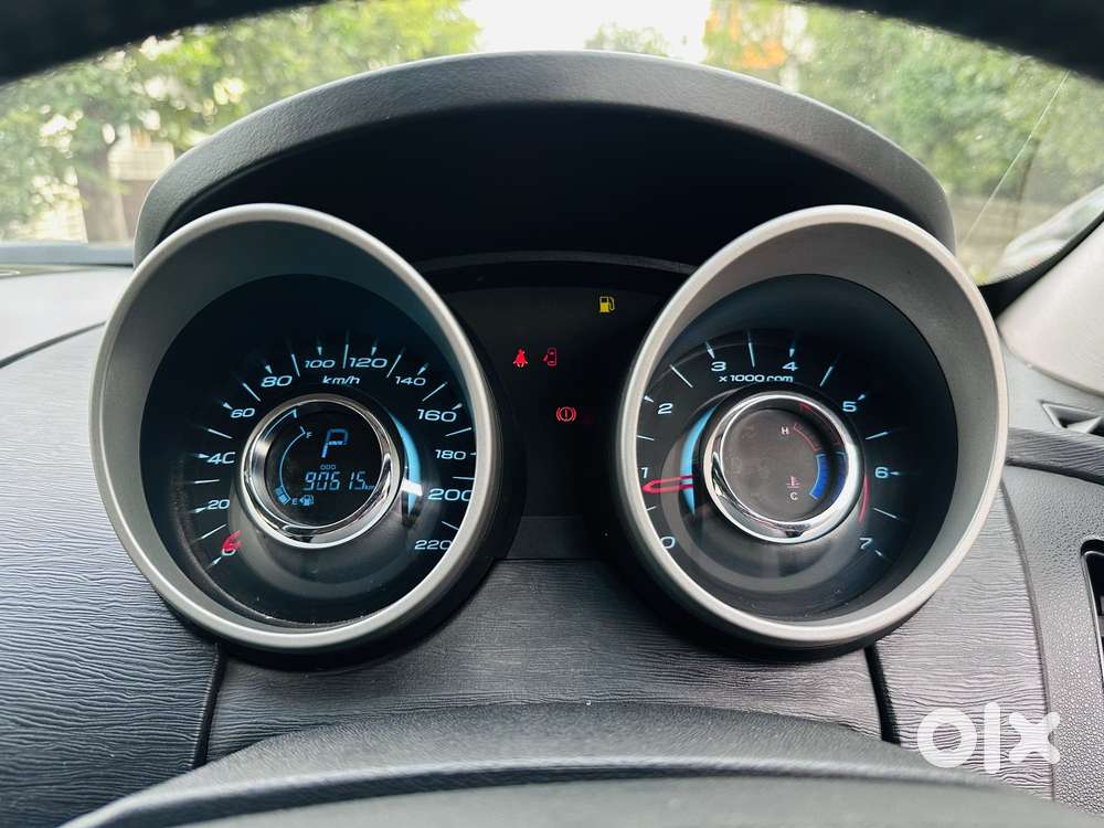 Mahindra Xuv500 2.2 W10 Sportz Edition At, 2017, Diesel