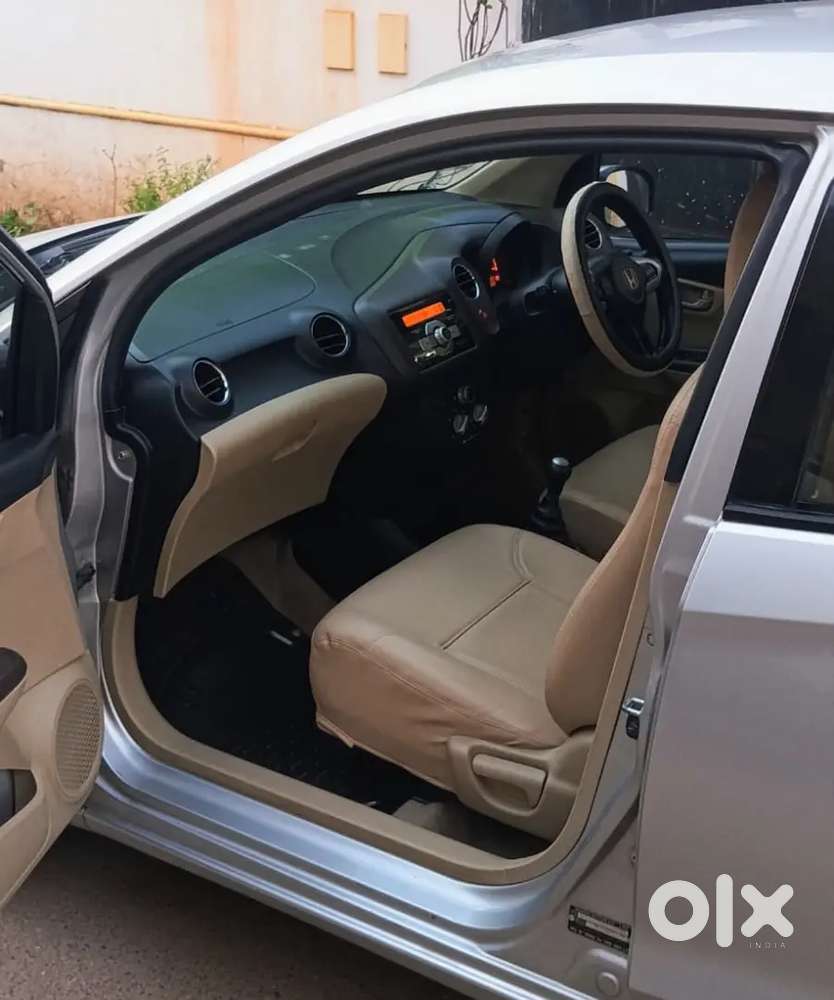 Honda Brio Vmt 2012 Single Owner
