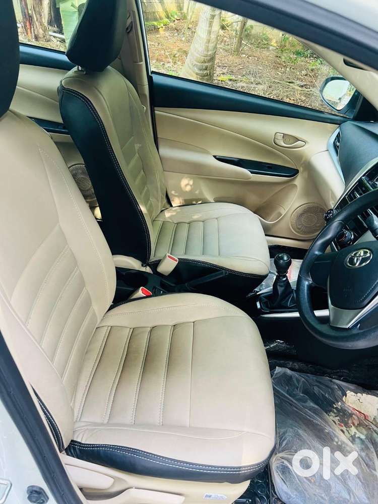 Well-maintained Single-owner Yaris  Only 15,000 Km