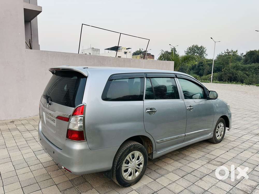 Toyota Innova 2009-2011 2.5 Ev Ms 8 Str Bsiv, 2015, Diesel