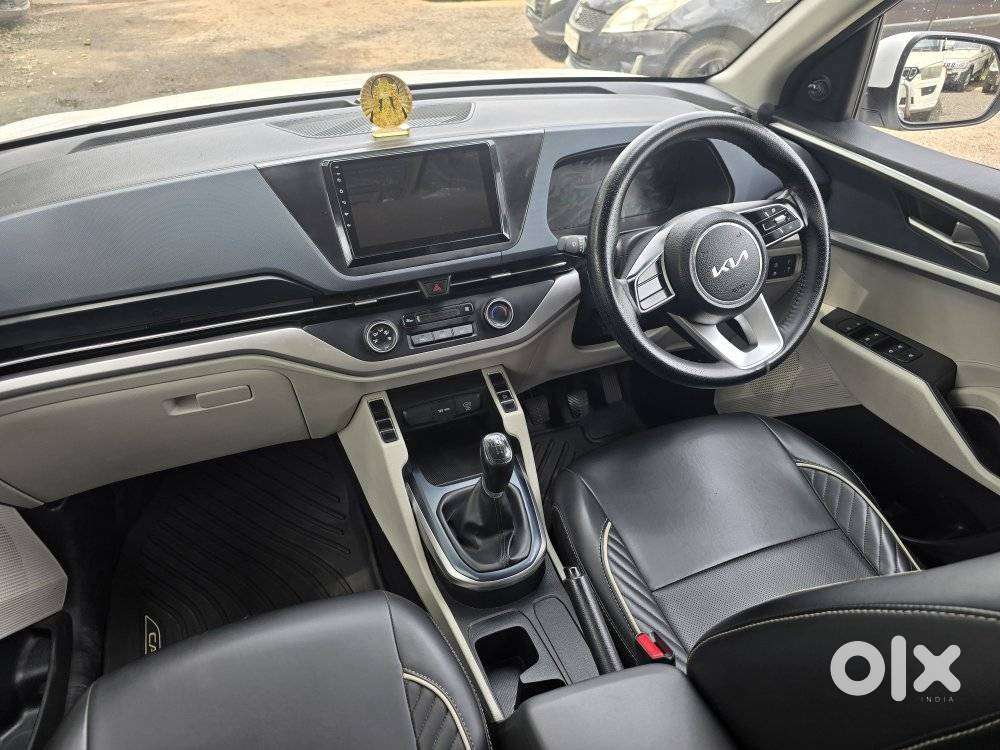 Kia Carens 1.5 Premium 7 Str, 2025, Diesel