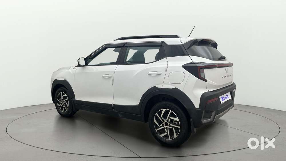Mahindra XUV 3XO AX5L 1.2 Petrol AT, 2025, Petrol