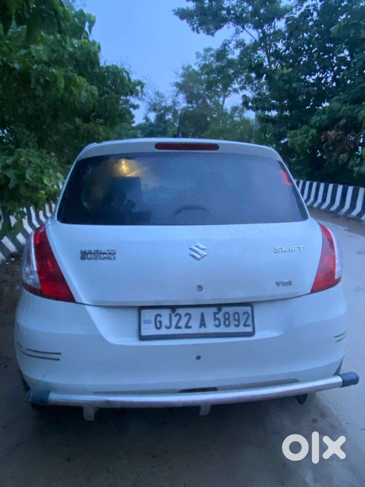 Maruti Swift Zxi 2012