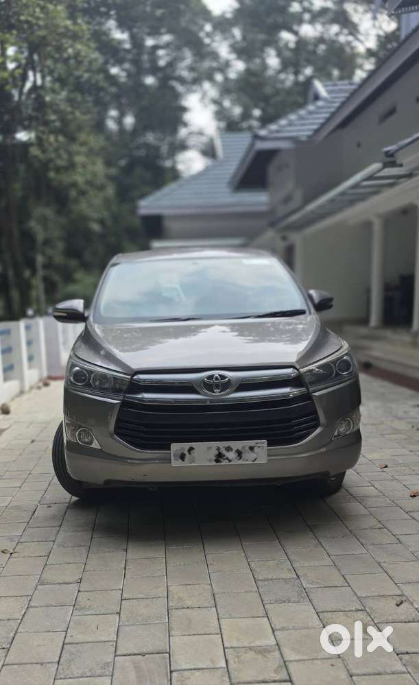 Toyota Innova Crysta 2017