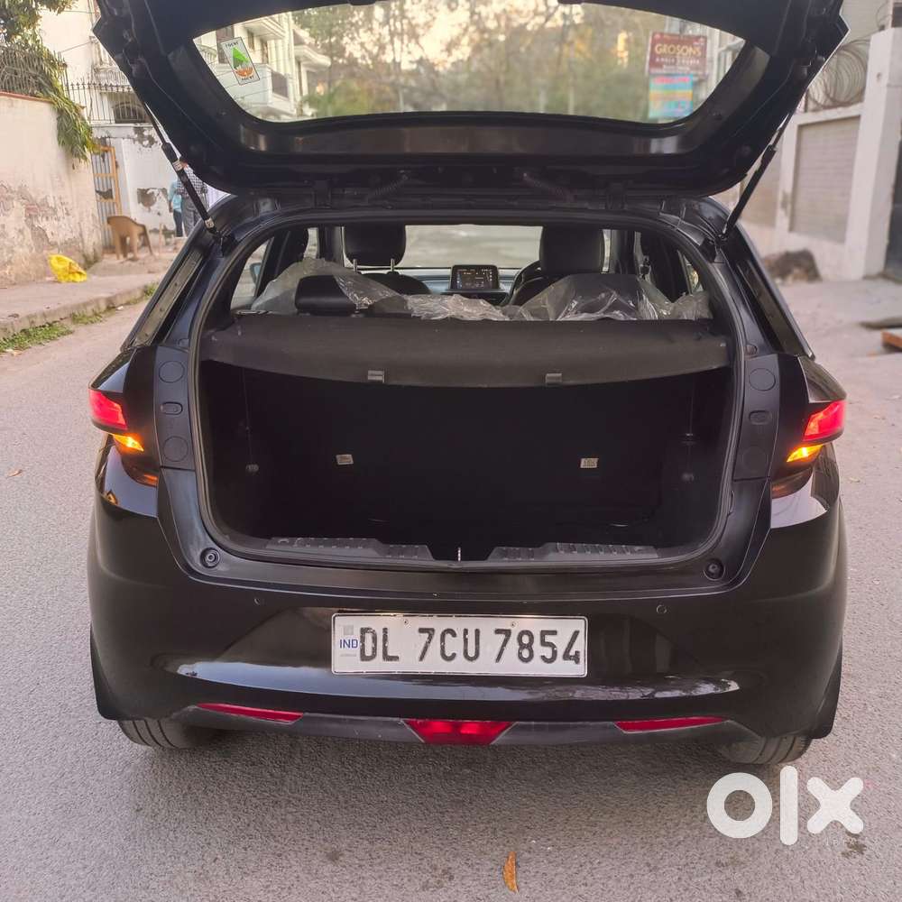 Tata Altroz 1.2 Xz Plus Petrol, 2022, Petrol