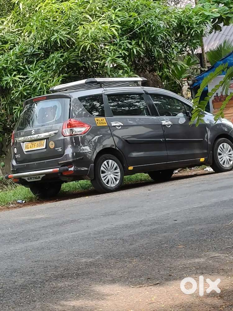 Maruti Suzuki Ertiga 2016 Diesel 107800 Km Driven