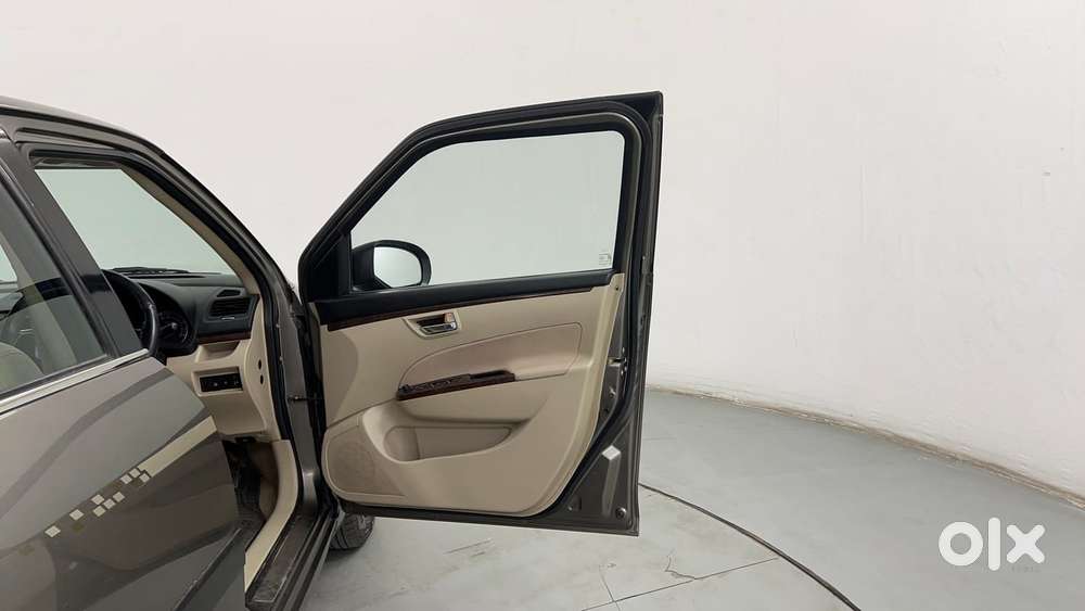Maruti Suzuki Swift Dzire 1.3 Vxi, 2015, Petrol