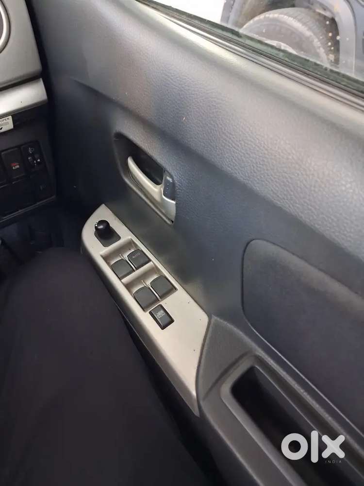 Maruti Suzuki Wagon R Vxi 2012 Petrol