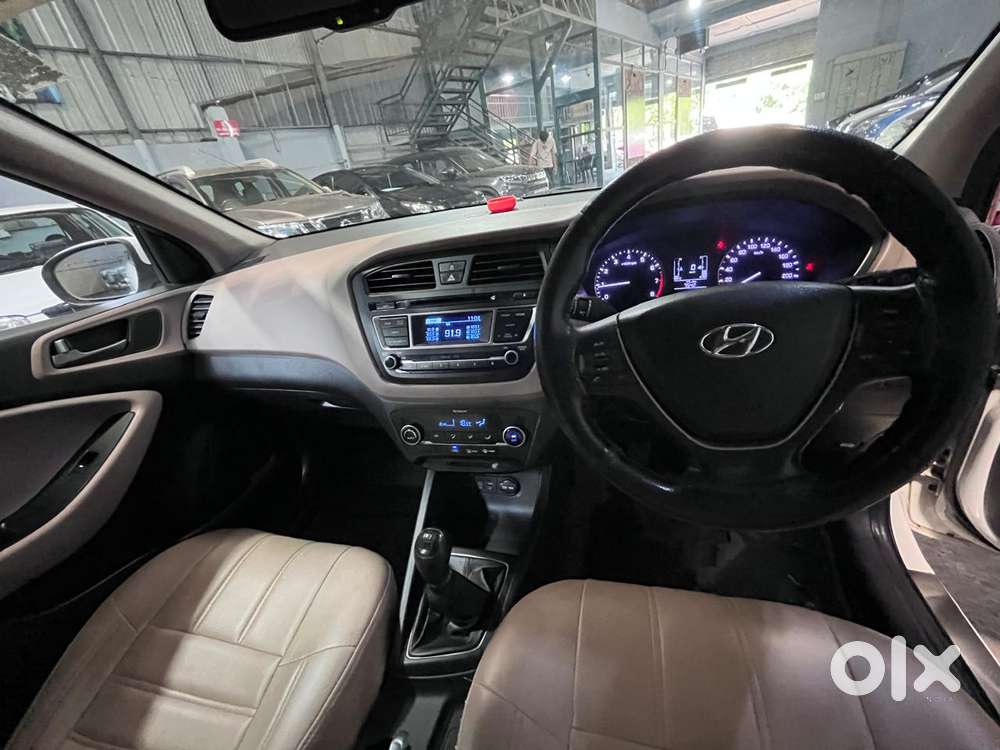 Hyundai I20 Petrol Spotz, 2015, Petrol