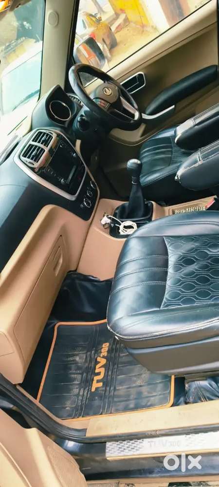 Mahindra Tuv 300 2019
