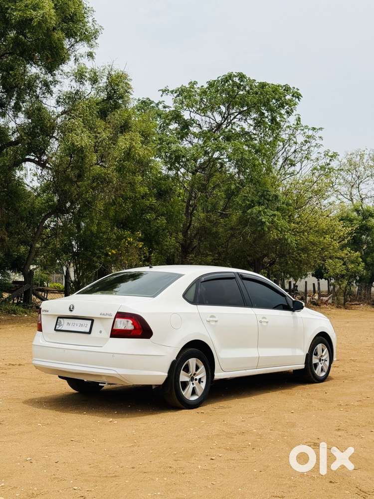 Skoda Rapid 1.6 Mpi Ambition, 2017, Petrol