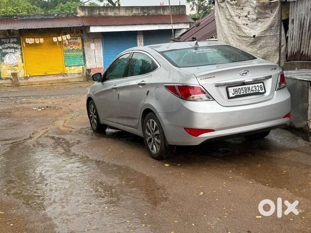 Hyundai Fluidic Verna 2016 Petrol Well Maintained
