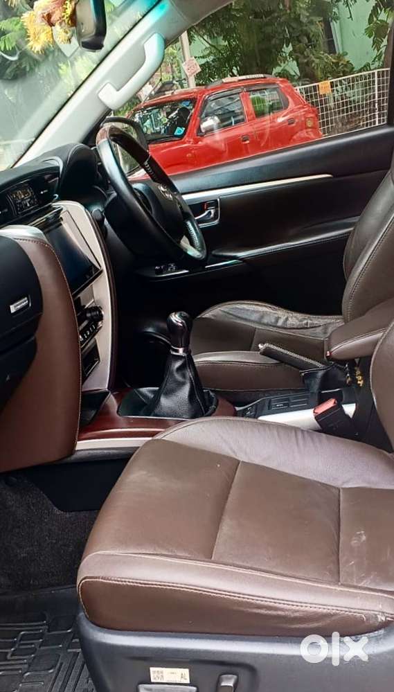 Toyota Fortuner 4x2 Mt 2.8 Diesel, 2019, Diesel