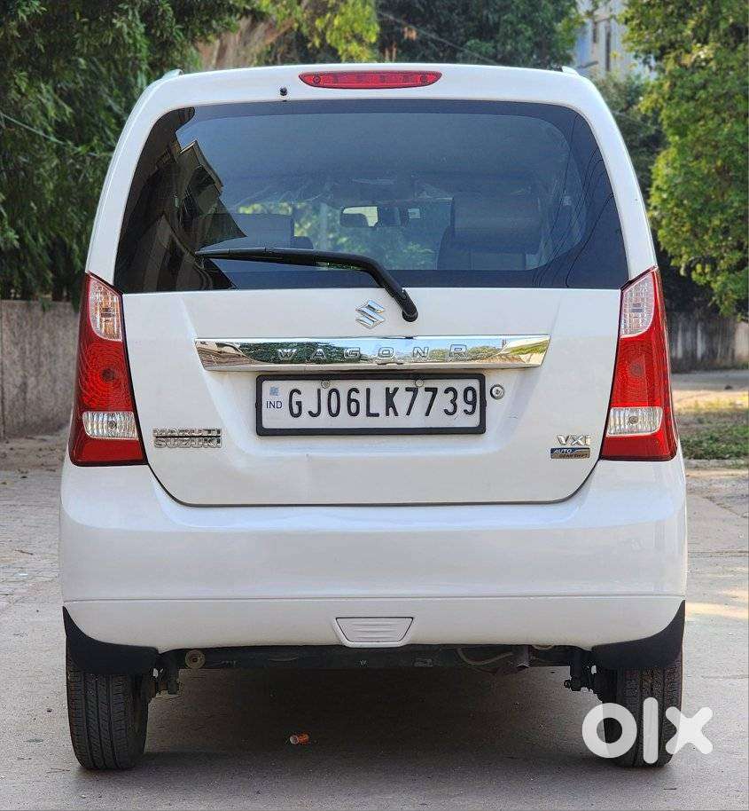 Maruti Suzuki Wagon R 1.0 Vxi Plus (o) Amt, 2018, Petrol
