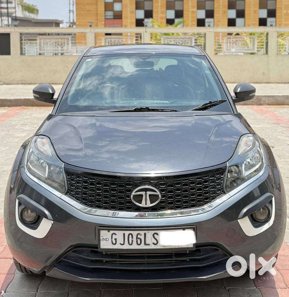 Tata Nexon 1.5 Revotorq Xm (s), 2018, Petrol