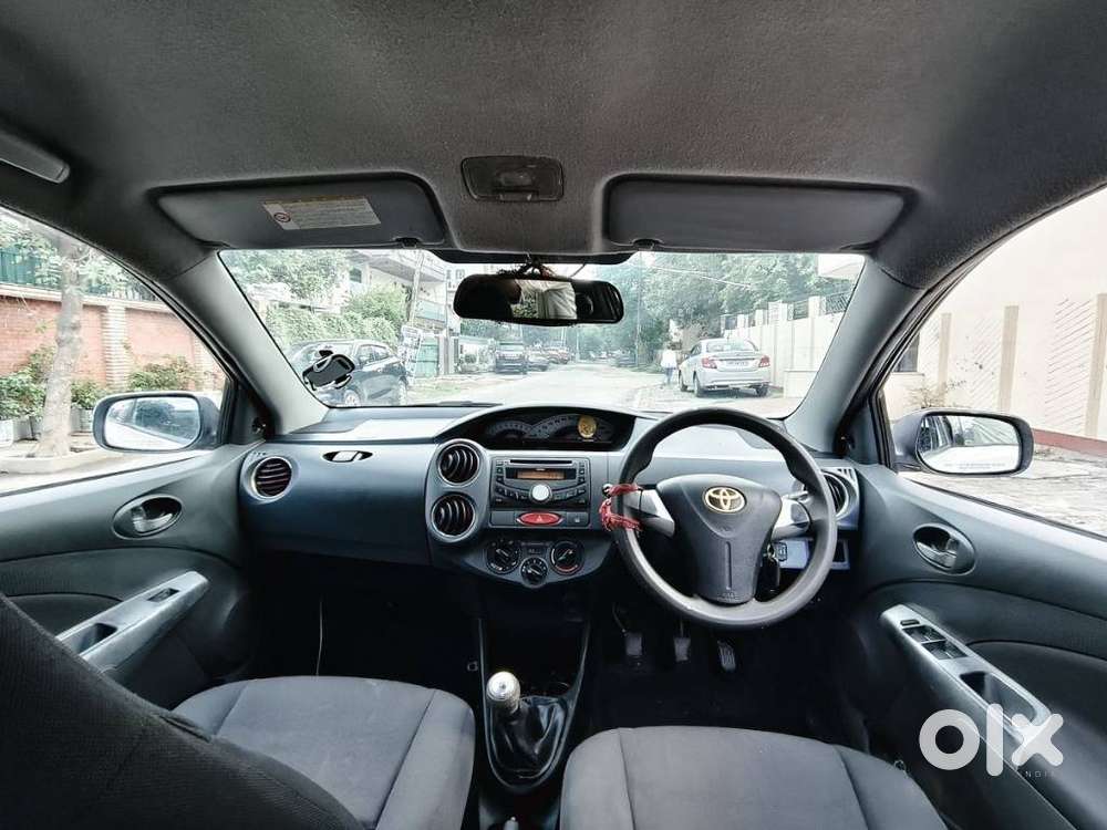 Toyota Etios V, 2012, Cng & Hybrids