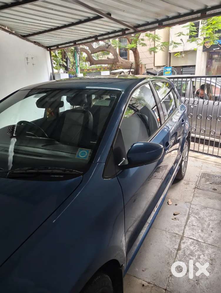 Polo Excellent Condition Blue