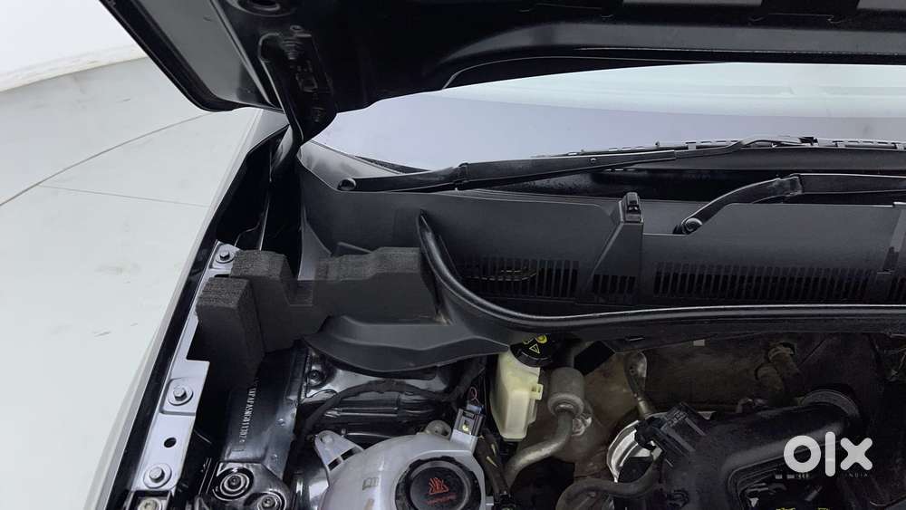 Skoda Kushaq 1.0 Tsi Ambition At, 2022, Petrol